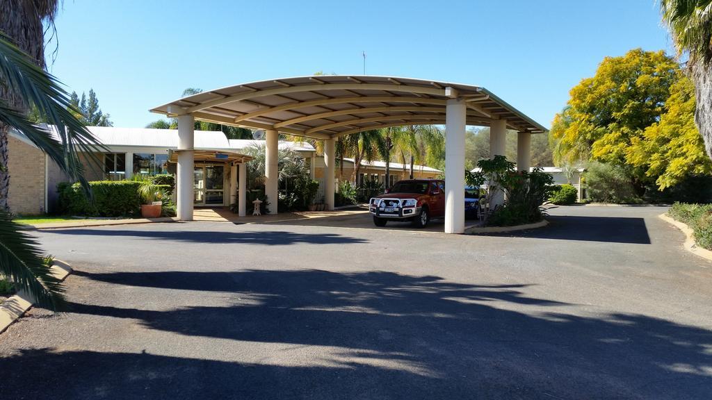 Mulga Country Motor Inn ชาร์เลวิลล์ ภายนอก รูปภาพ
