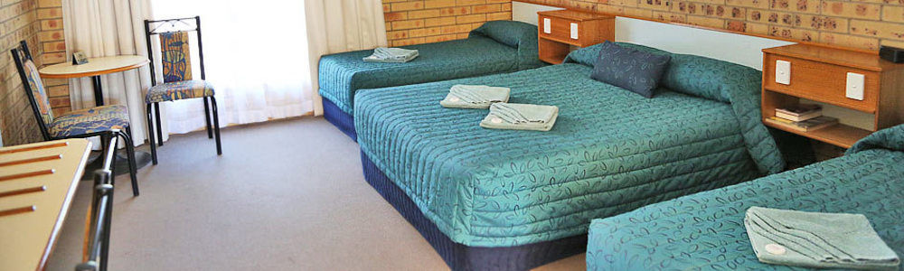 Mulga Country Motor Inn ชาร์เลวิลล์ ภายนอก รูปภาพ